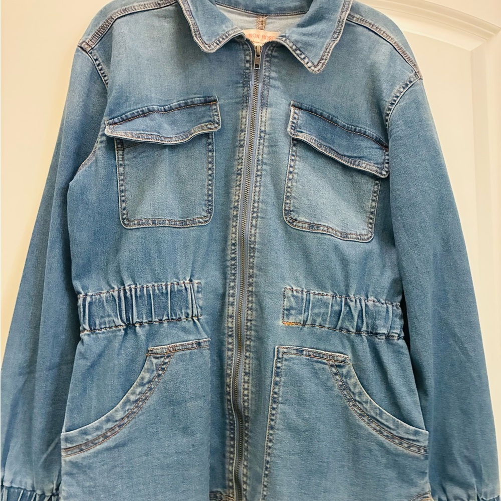 Knox Rose Light Wash Blue Denim Zip Jacket